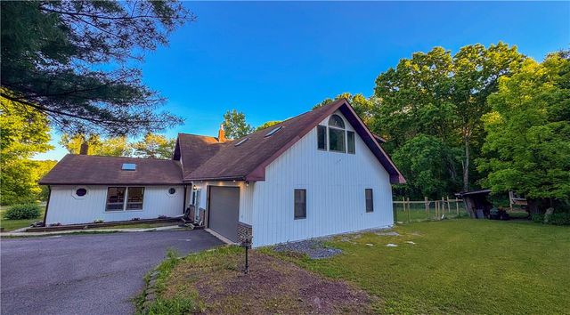 615 Twin Flower Circle, Towamensing Twp, PA 18058