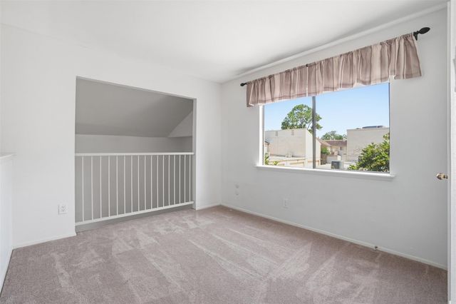 1920 Augusta Drive 31, Houston, TX 77057