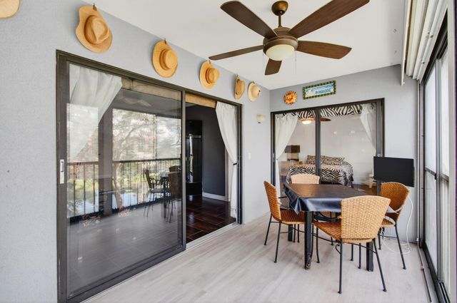 7290 Kinghurst Drive 405, Delray Beach, FL 33446