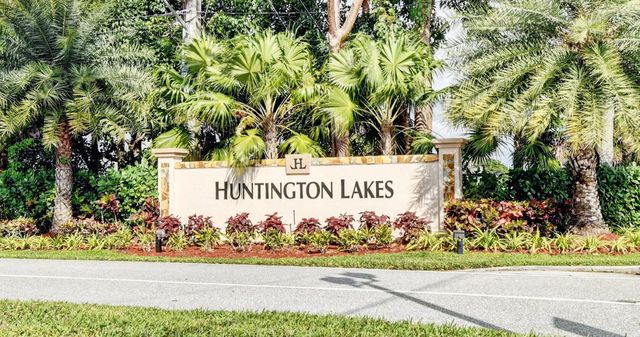7290 Kinghurst Drive 405, Delray Beach, FL 33446