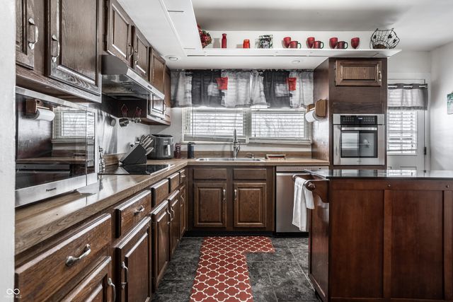 7802 Fall Creek Road, Indianapolis, IN 46256