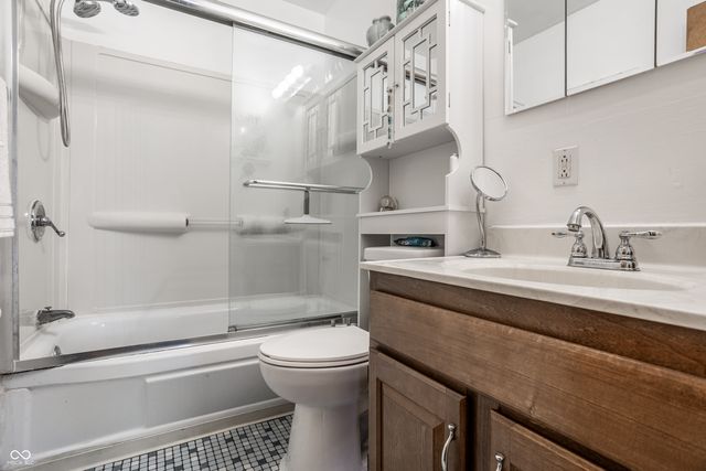 7802 Fall Creek Road, Indianapolis, IN 46256