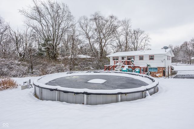 7802 Fall Creek Road, Indianapolis, IN 46256