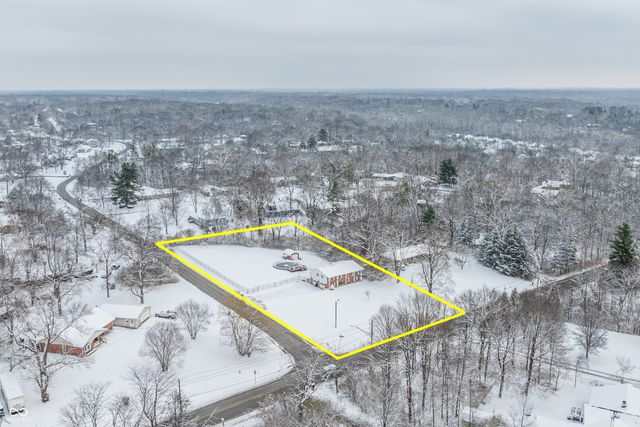 7802 Fall Creek Road, Indianapolis, IN 46256