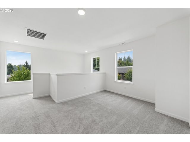 32765 Sw Huser Ln, Scappoose, OR 97056