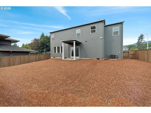 32765 Sw Huser Ln, Scappoose, OR 97056