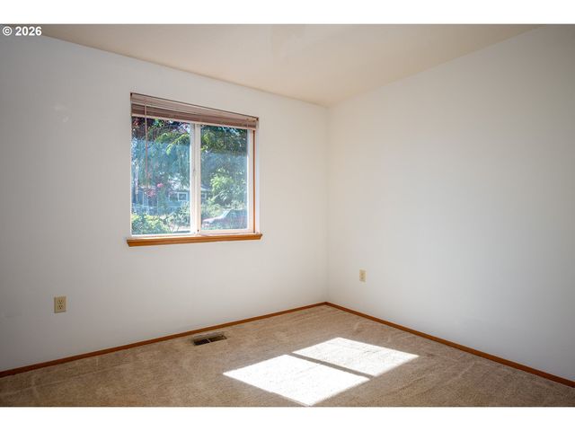 8416 Se 72ND Ave, Portland, OR 97206