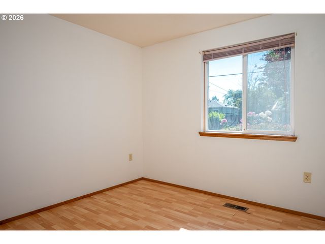 8416 Se 72ND Ave, Portland, OR 97206
