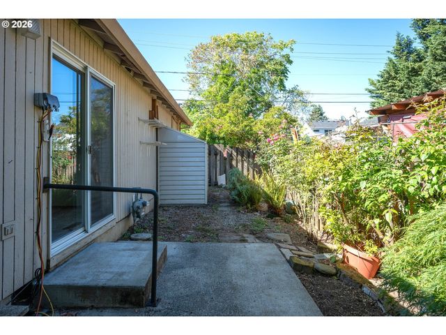 8416 Se 72ND Ave, Portland, OR 97206