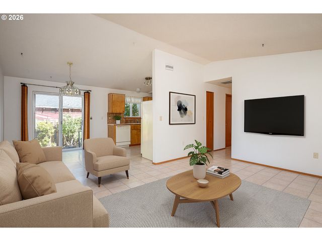 8416 Se 72ND Ave, Portland, OR 97206