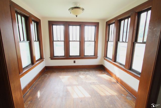 624 Waterloo Avenue, Monroe, MI 48161