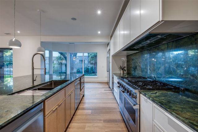 12002 Timberlake Court, Dallas, TX 75230