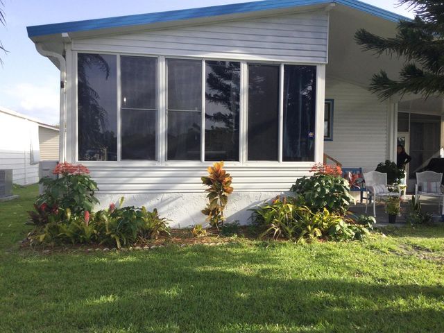 4748 SE Balsawood Terrace, Stuart, FL 34997