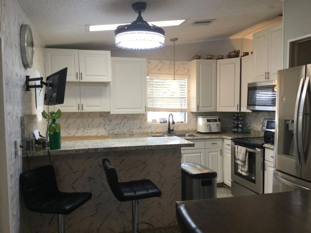 4748 SE Balsawood Terrace, Stuart, FL 34997