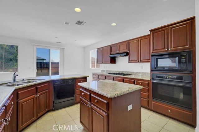 3813 Arcano, Olivehurst, CA 95961