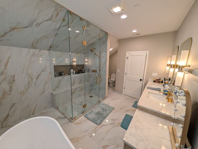 675 W Gilbert Road, Palatine, IL 60067