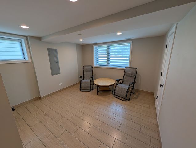 675 W Gilbert Road, Palatine, IL 60067