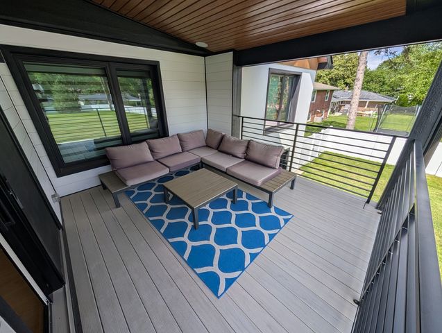 675 W Gilbert Road, Palatine, IL 60067