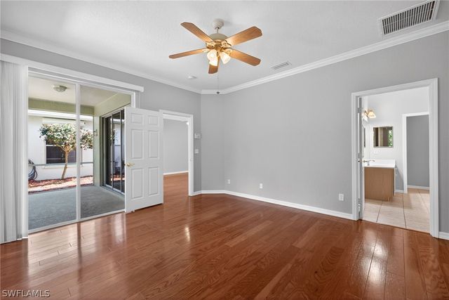 599 Crossfield CIR 35, Naples, FL 34104