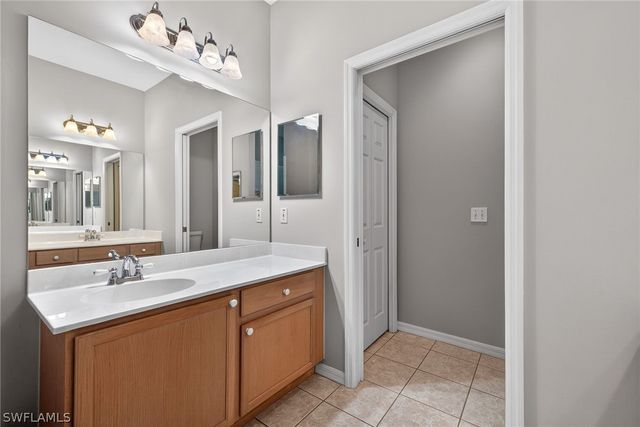 599 Crossfield CIR 35, Naples, FL 34104