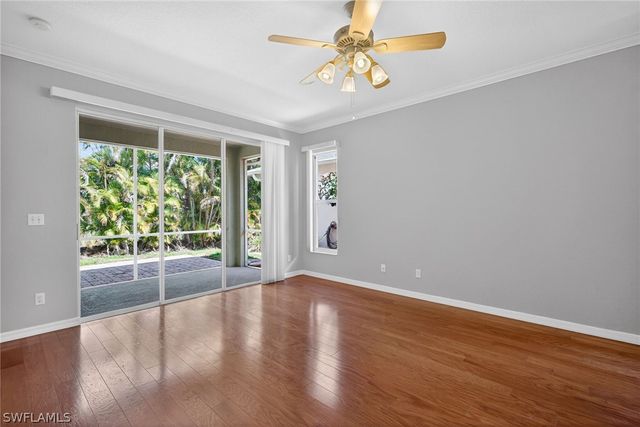 599 Crossfield CIR 35, Naples, FL 34104