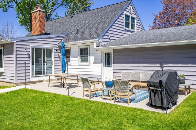 341 Churchill Drive, Greece, NY 14616