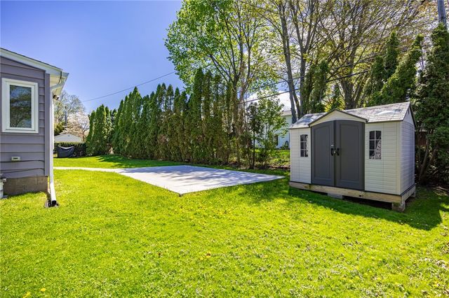 341 Churchill Drive, Greece, NY 14616