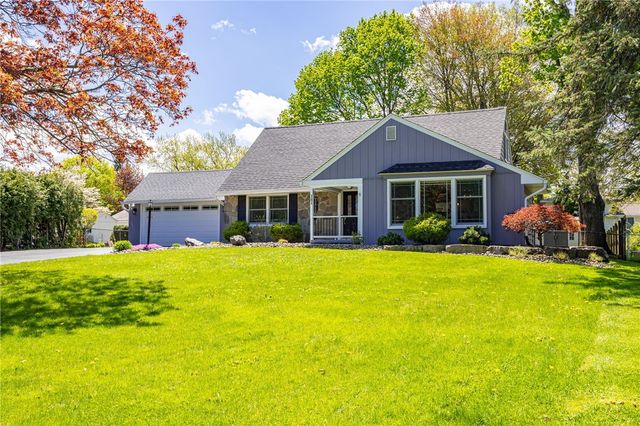 341 Churchill Drive, Greece, NY 14616