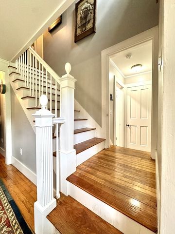 43 White Oaks Rd, Laconia, NH 03246