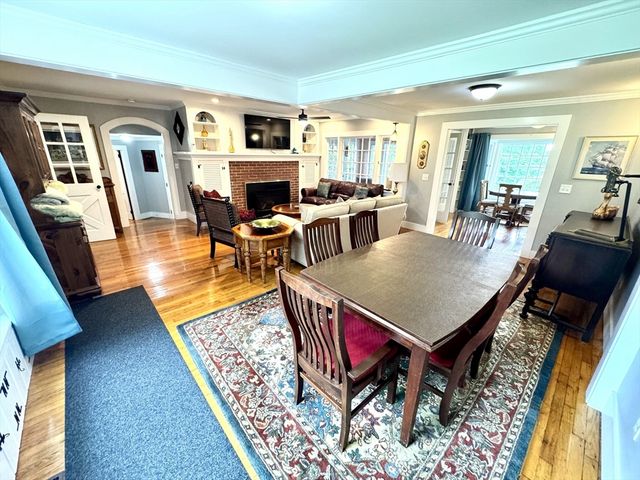 43 White Oaks Rd, Laconia, NH 03246