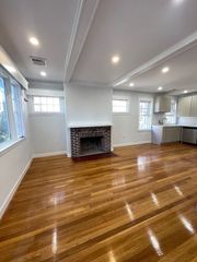 96 Walnut St 2, Brookline, MA 02445