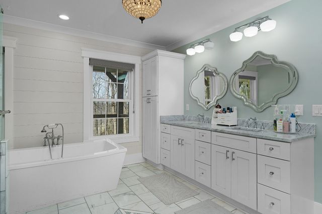 1022 River Bend Road, Chattanooga, TN 37419