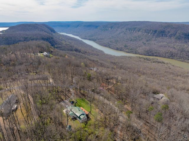1022 River Bend Road, Chattanooga, TN 37419