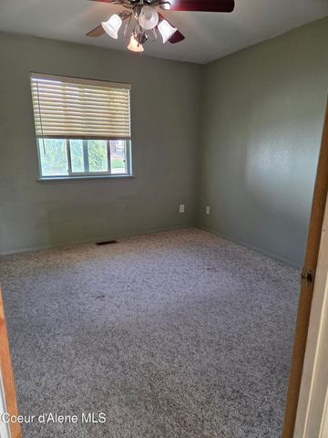 302 W 12th Ave, Post Falls, ID 83854