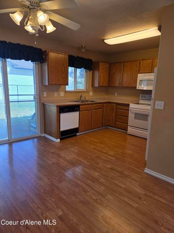 302 W 12th Ave, Post Falls, ID 83854