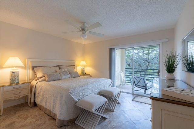 25 Vista Gardens Trail 201, Vero Beach, FL 32962