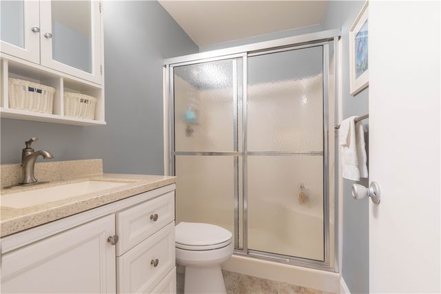 25 Vista Gardens Trail 201, Vero Beach, FL 32962