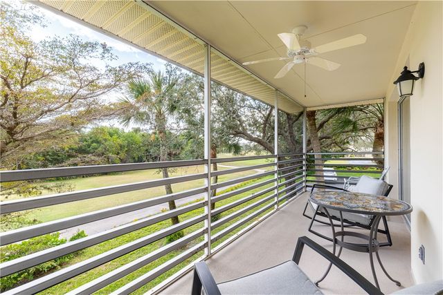 25 Vista Gardens Trail 201, Vero Beach, FL 32962
