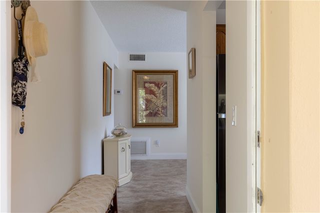 25 Vista Gardens Trail 201, Vero Beach, FL 32962