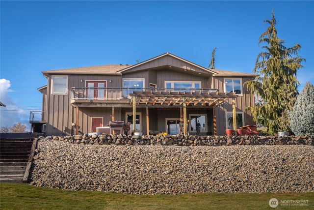 3765 Lovell Road, Wenatchee, WA 98801