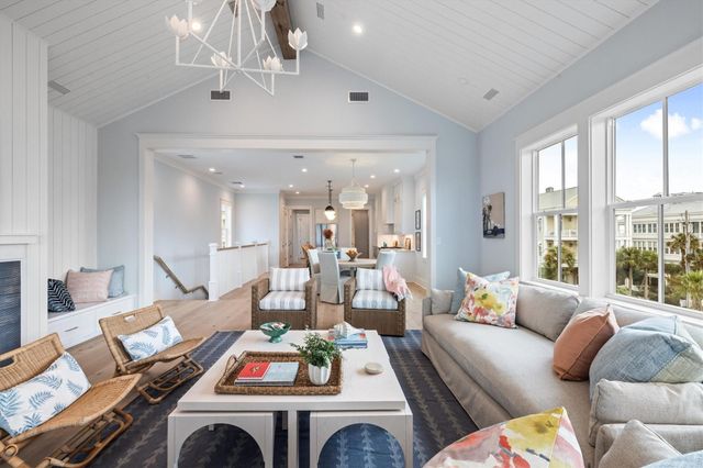 2602 E Seaside Drive, Galveston, TX 77550