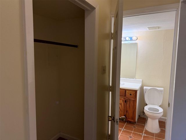 8419 Hearth Drive 1, Houston, TX 77054