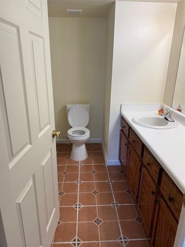 8419 Hearth Drive 1, Houston, TX 77054