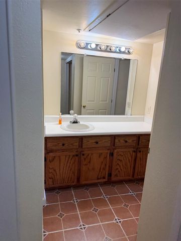 8419 Hearth Drive 1, Houston, TX 77054
