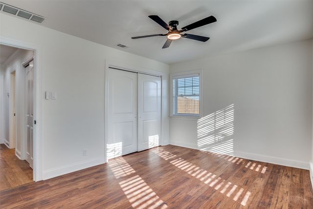 1024 W Apache Trail, Granbury, TX 76048