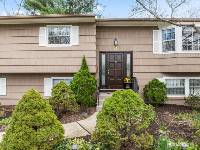 3 Vauxhall Road, East Brunswick, NJ 08816