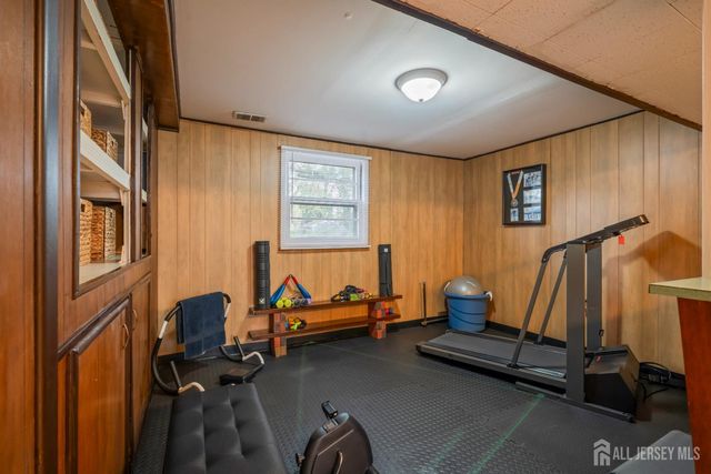 3 Vauxhall Road, East Brunswick, NJ 08816