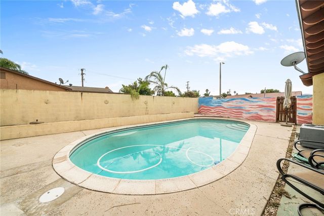 9771 Kaiser Court, Fontana, CA 92335
