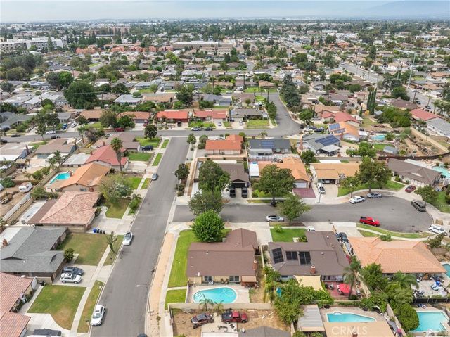 9771 Kaiser Court, Fontana, CA 92335
