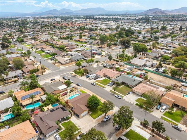 9771 Kaiser Court, Fontana, CA 92335